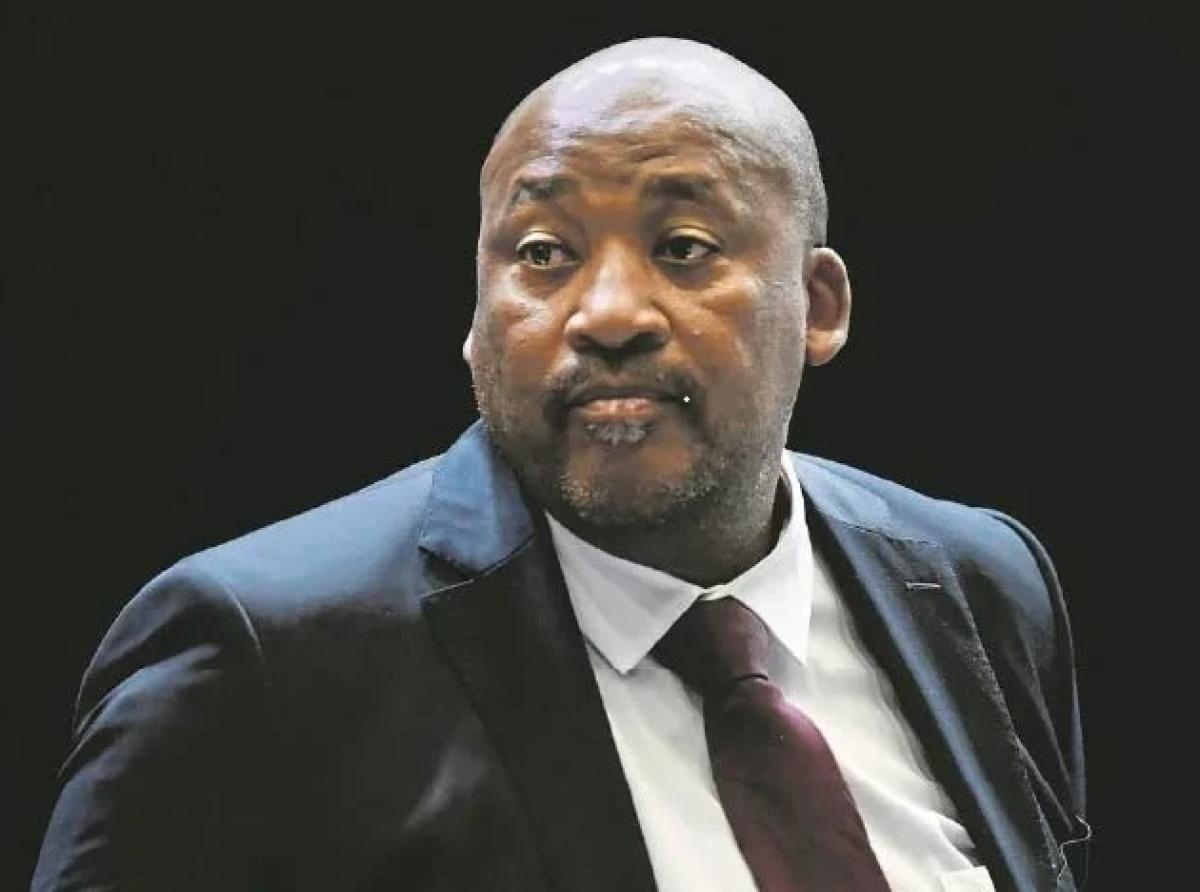 McKenzie defends R2.1 million car hire amid vehicle delivery delays