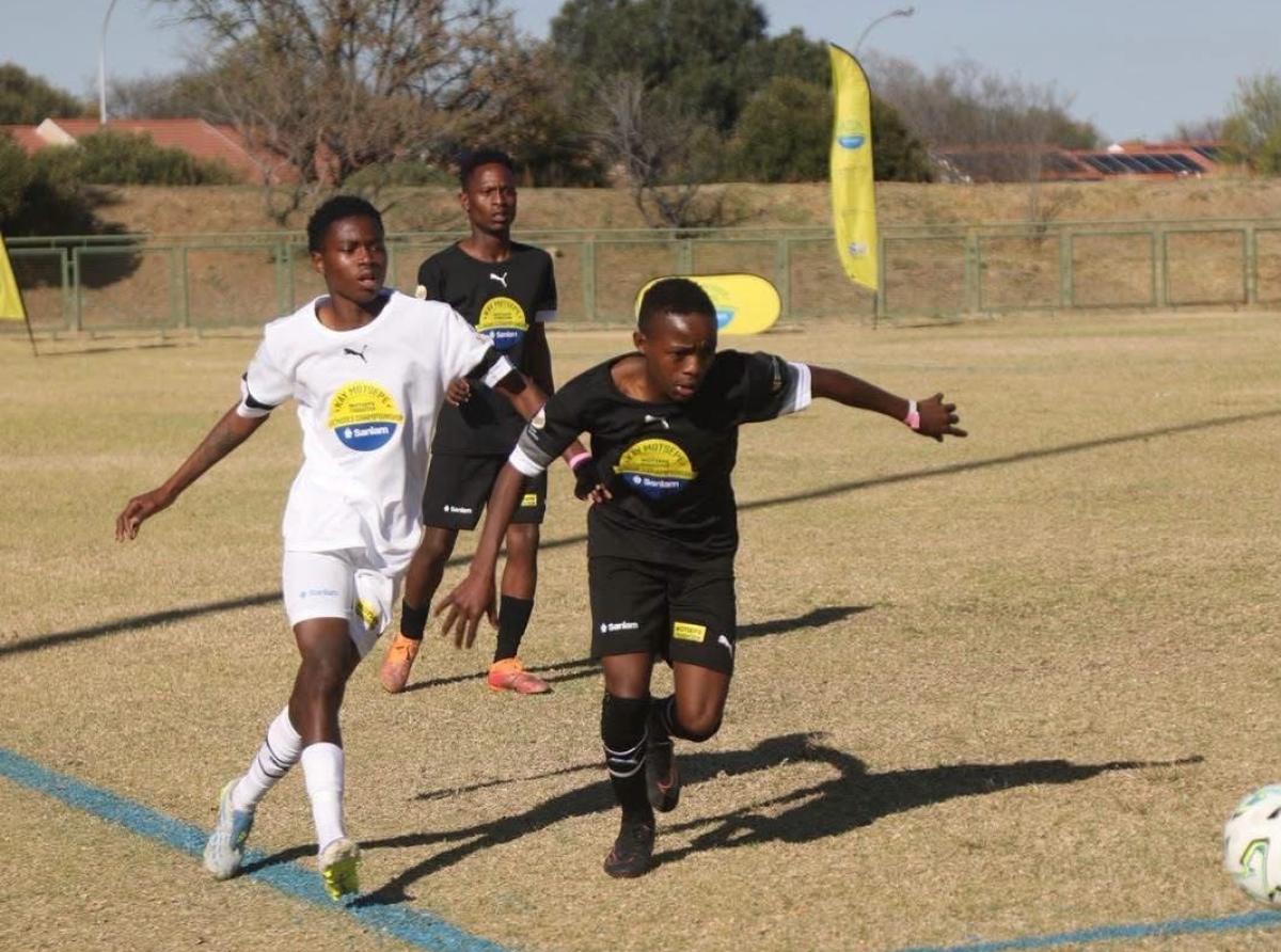 Navalsig, Ntsu Off to Nationals